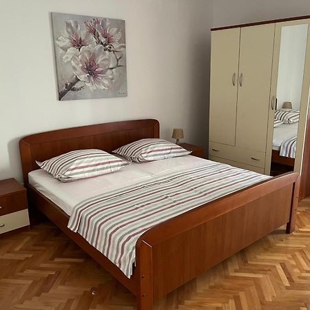 Mucic Apartments Makarska Esterno foto