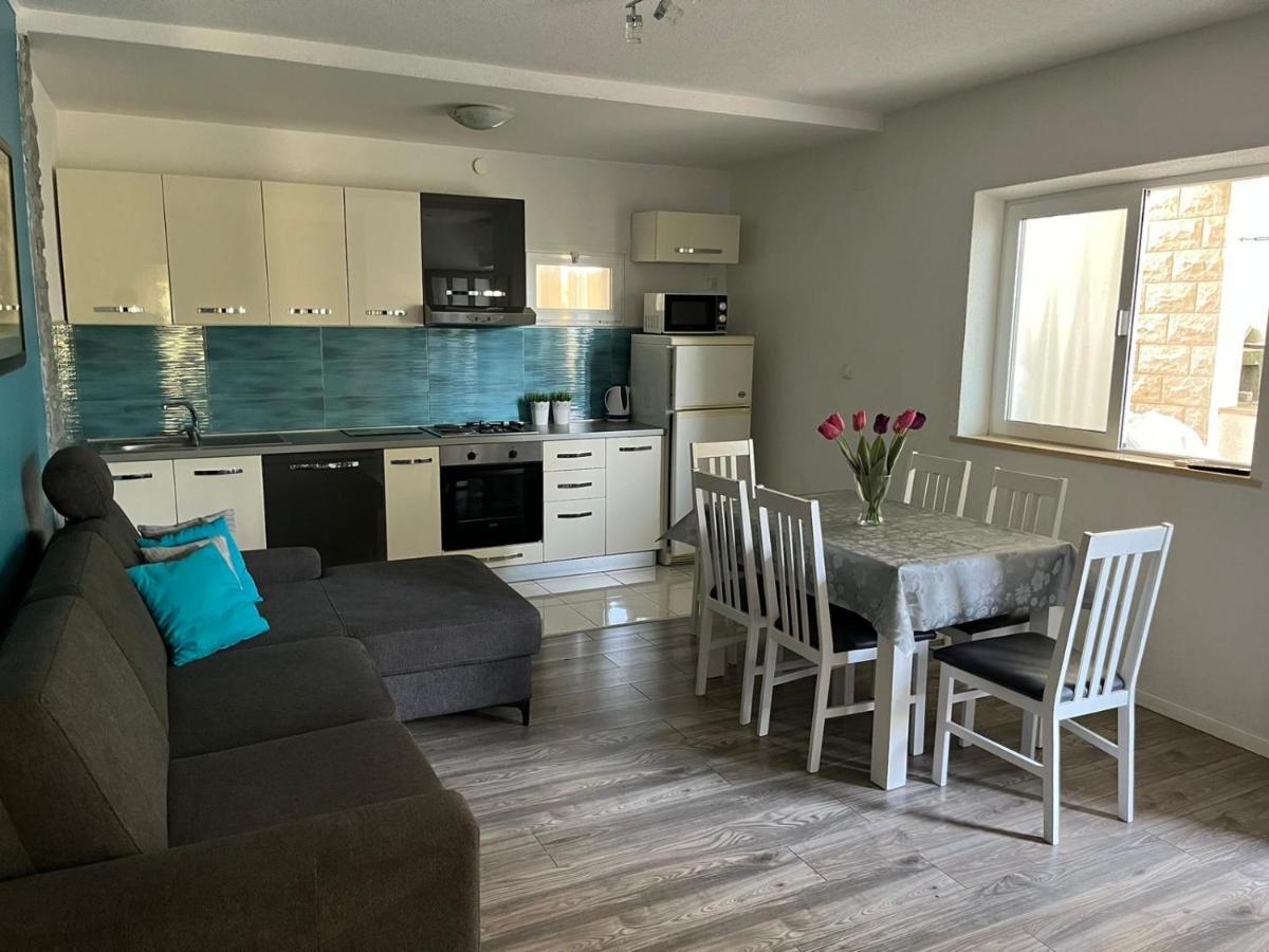 Mucic Apartments Makarska Esterno foto