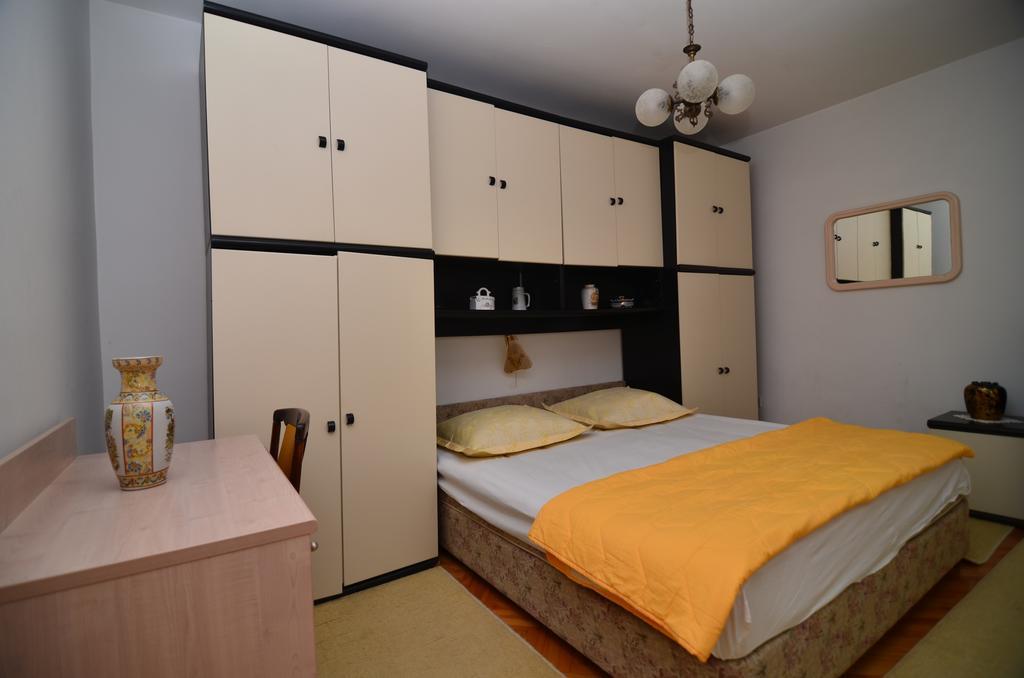 Mucic Apartments Makarska Esterno foto