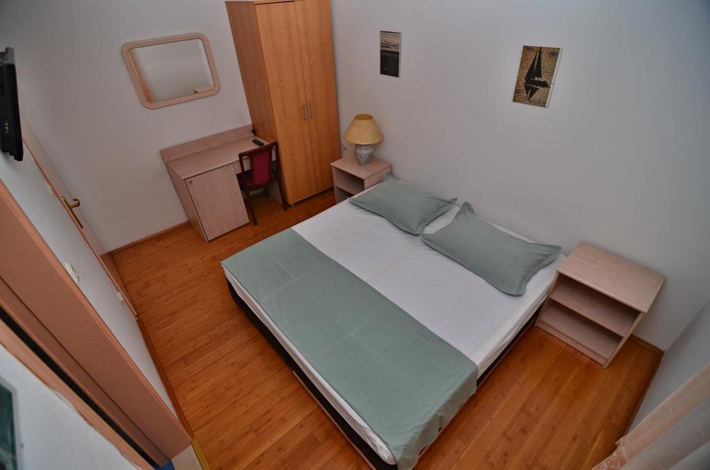 Mucic Apartments Makarska Esterno foto